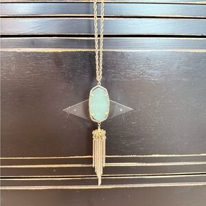 Kendra Scott Elegant 20” Gold and Green Pendant Necklace